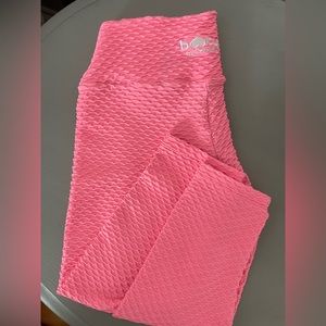 Booty By Brabants Cropped Croco Coral Leggings - One Size, Great Condition